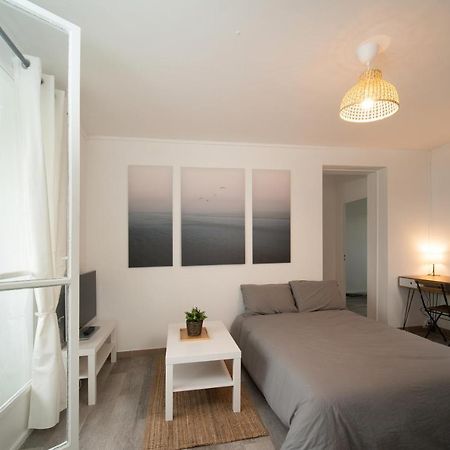 Appartement Tout Equipe Parking Balcon 2 Chambres Marseille Bagian luar foto