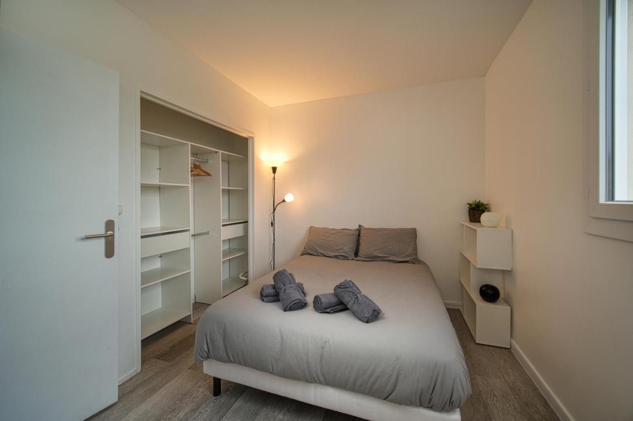 Appartement Tout Equipe Parking Balcon 2 Chambres Marseille Bagian luar foto